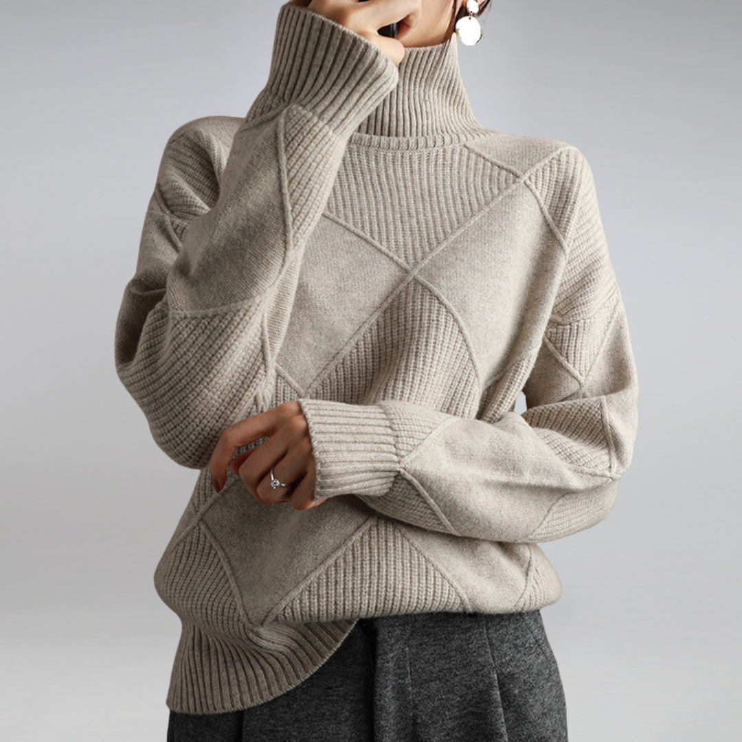 Elien - Comfortable Sweater