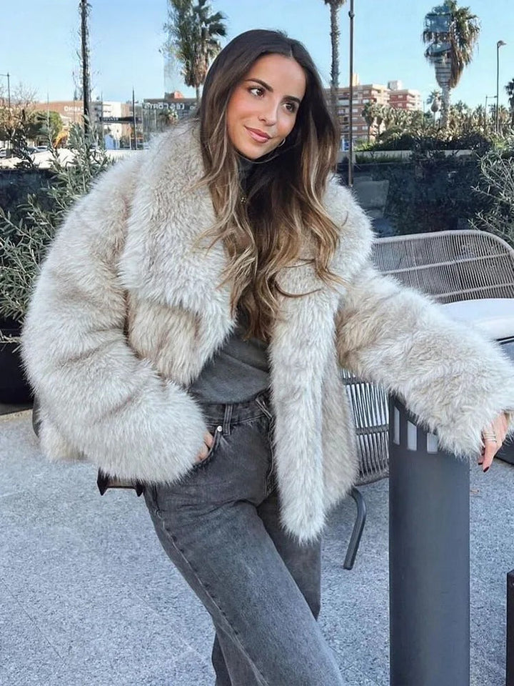 Elizabeth - Fur Jacket