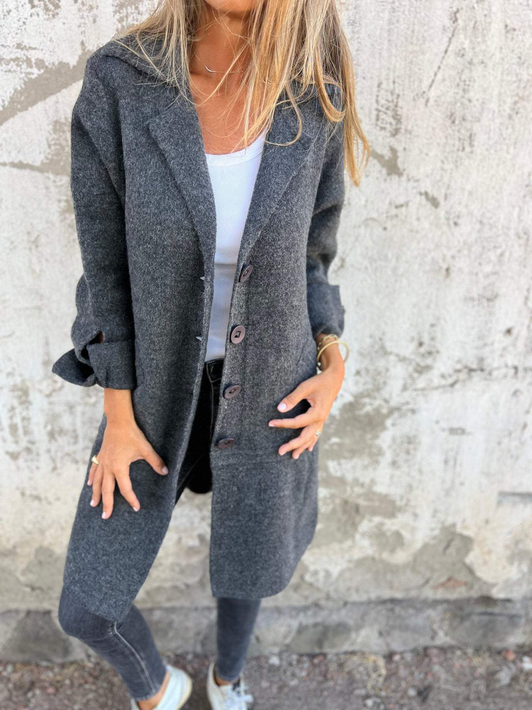 Thalyssa - Long Knit Coat