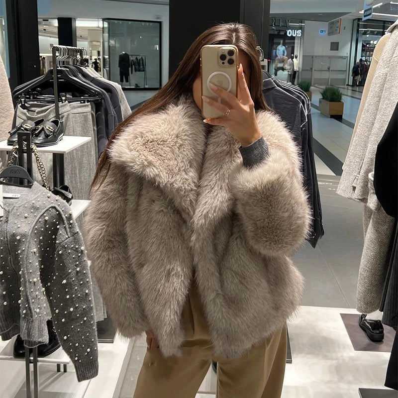 Elizabeth - Fur Jacket