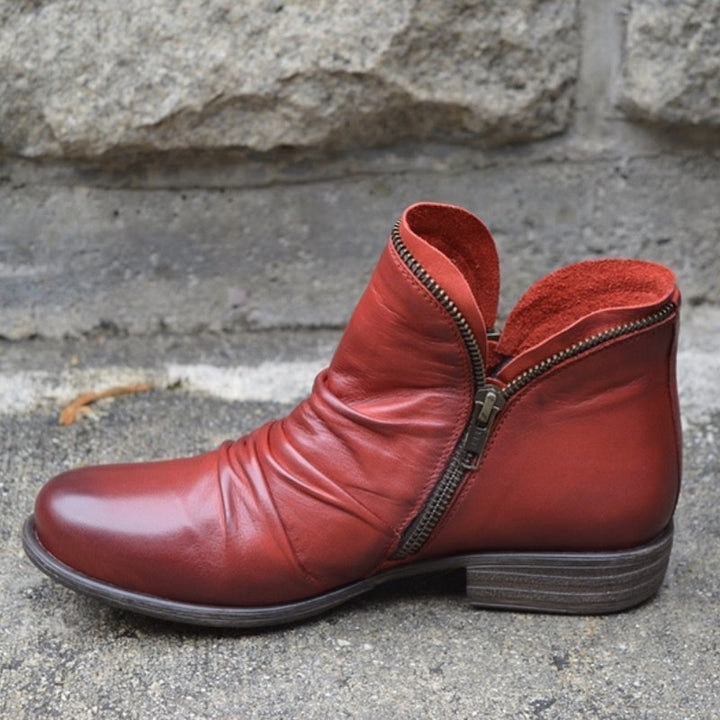 Sue - Leather boots with zip fastener