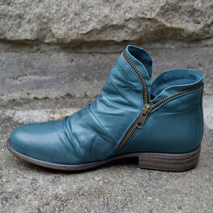 Sue - Leather boots with zip fastener