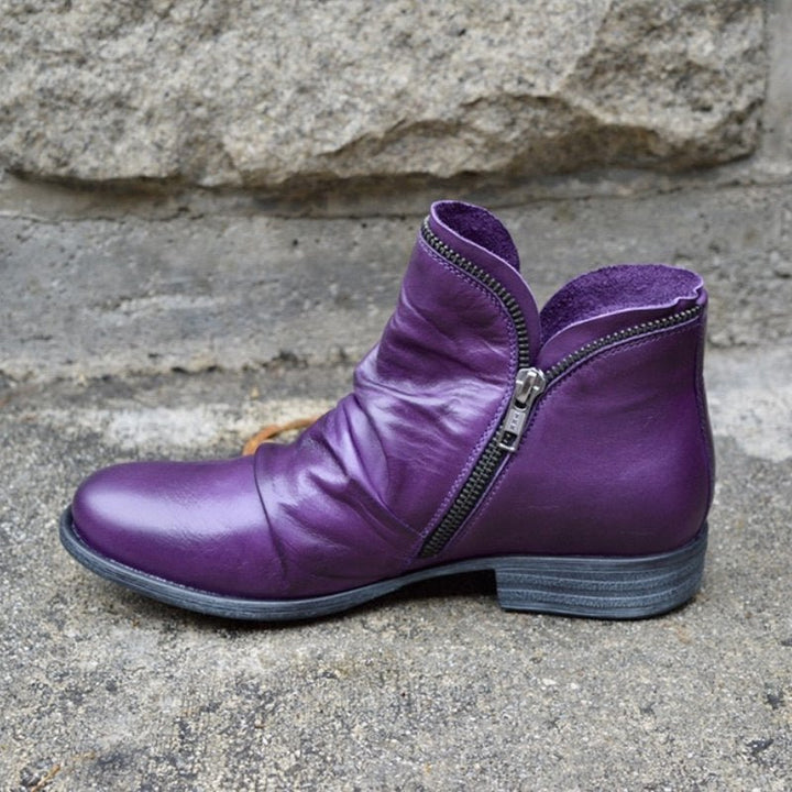 Sue - Leather boots with zip fastener